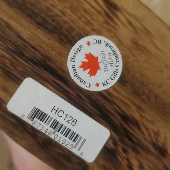 Hand Carved Buffalo Horn, Wolf 15" - Picture 6 of 7